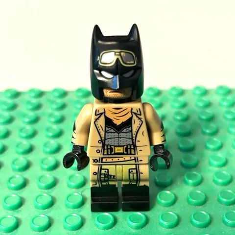 LEGO Nightmare Batman Minifigure - very rare, no cracks, perfect condition.