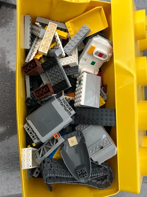 lego electronics + lego train set parts
