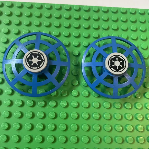 2 LEGO Star Wars Galactic Republic Logo 1x1 Round Tile Pattern Part # 98138pb020