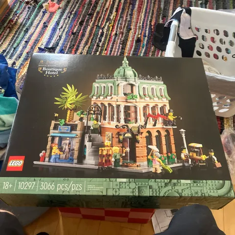 LEGO Icons Boutique Hotel (10297) | New Sealed | Retired Modular Set