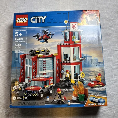 Lego City Fire Station 60215 509pcs Age 5+ w/ Light & Sound Block New & Sealed