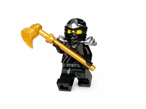 LEGO Ninjago Cole ZX Minifigure 9444 9447 9449 Black Ninja w/ Gold Scythe
