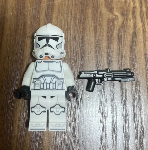 Lego Clone Trooper sw1319 Phase 2 Nougat Head Star Wars Minifigure 