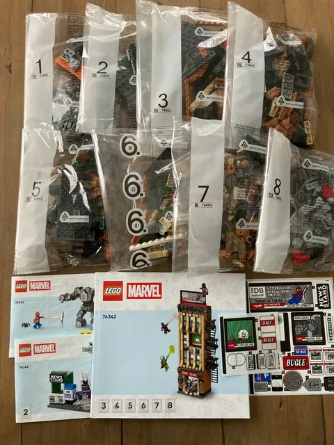 LEGO 76342 Marvel Spider-Man vs. Mysterio: The Daily Bugle - NO MINIFIGURES!