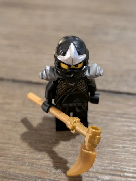 Lego Cole ZX 9444 9447 9449 with Armor Ninjago Minifigure