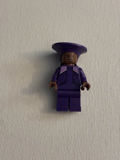 Lego Star Trek Minifigure Guinan From U.S.S. Enterprise NCC-1701-D 10356 Set