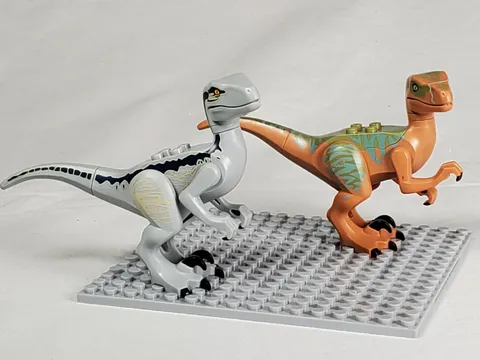 LEGO Jurassic World Velociraptor Pair Blue Echo raptor14 raptor05 Dinosaurs