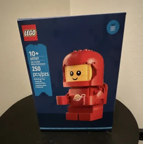 LEGO 40767 Up-Scaled Baby Astronaut Limited Edition GWP NISB