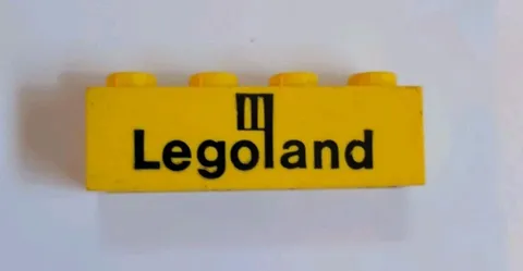 Lego Lego land Brick. Retired. 1x4 Yellow.