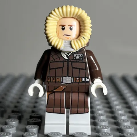 Lego Star Wars Minifigure: sw0709 Han Solo Parka, Dark Brown Coat - Set 75138 2J