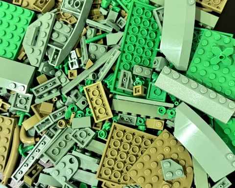 Lego Bright Green, Sand Green, & Olive Green Lot of 250+ pieces bulk - 7oz
