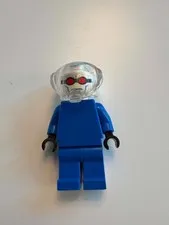LEGO Batman | Mr. Freeze (Blue Outfit) - Item No: bat011i