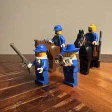 Vintage LEGO Western Cavalry Minifigure Lot (1990s Cowboys Theme)