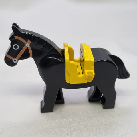 LEGO Black Horse Animal Figure with Yellow Saddle 2pc Vintage Set Piece 