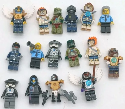 Lego + Nijago And legends  of Chima Figure Lot 16 figures 