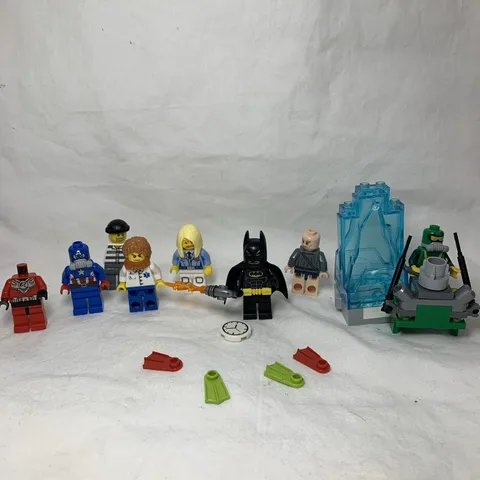 Lego Minifigures Mixed Lot Pieces Batman Capt America Robin Hydra Scuba Parts
