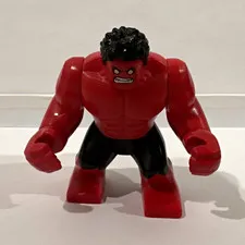 LEGO Marvel Red Hulk Big Fig (yellow eyes) Minifigure from set 76078
