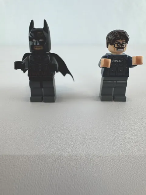 LEGO DCSuperHeroes Batman & Jim Gordan Minifigure Lot (2)Dark Knight Rises 76001