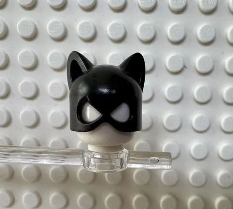 LEGO Minifigure, Headgear Mask Catwoman, Small Gap between Eye Holes 98729
