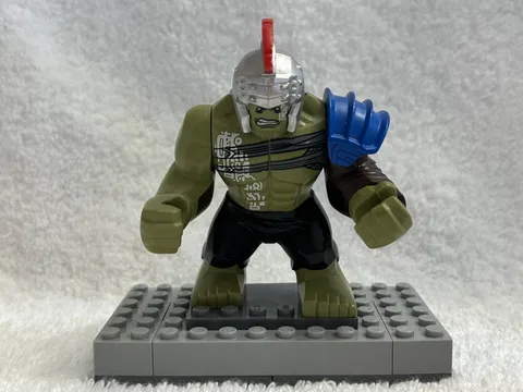 LEGO Marvel Super Heroes Gladiator Hulk Big Fig 