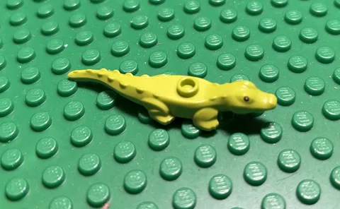 Lego New Lime Alligator Crocodile Baby Hatchling Black Eyes Reptile