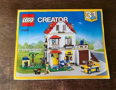 Lego Creator, Modular Family Villa, 3 In 1, #31069 Instruction Book