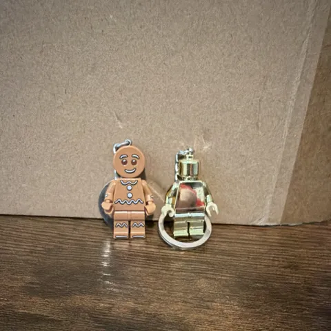 LEGO Gingerbread Man Minifigure Keychain Lot of 2 Plastic/Metal Collectible