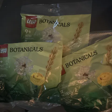 LOT of 3 LEGO 30701 Botanicals Field Flowers Set 77 Pcs Retired limited edition