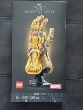 LEGO Marvel Infinity Gauntlet Set 76191 Collectible Thanos Glove with Infinity