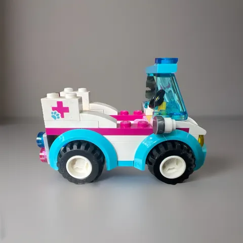 Lot Lego Friends 41086 Vet Ambulance 41088 Puppy Training.