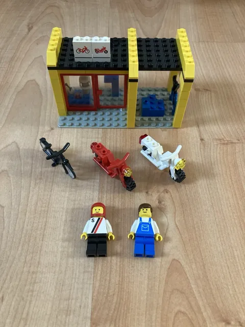 Vintage Lego 6699 Cycle Fix-It Shop Complete / NO Instructions