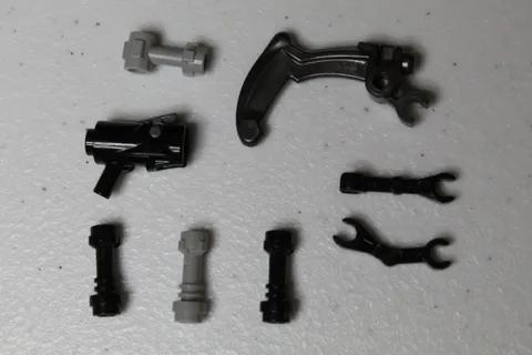 Various LEGO Star Wars Space Robot Parts