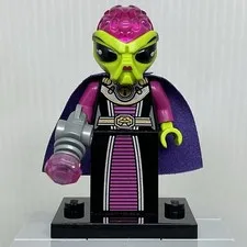 LEGO Collectible Series 8 col08-16 Alien Villainess Minifigure Set 8833 Note
