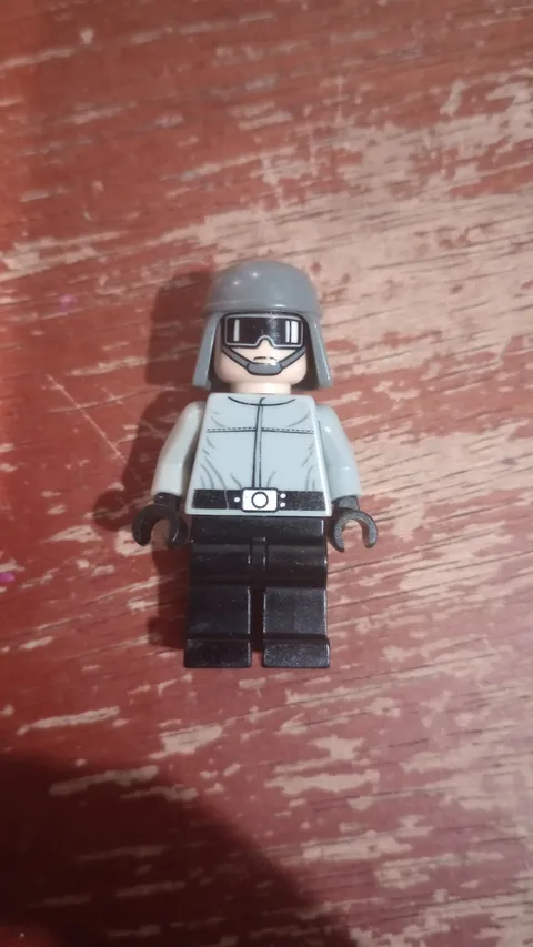 Lego Star Wars sw1420 Imperial UCS AT-ST Driver Minifigure