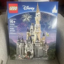 LEGO Disney: The Disney Castle (71040)