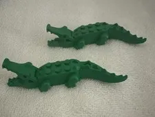 LEGO 2 Green Crocodile/Alligator