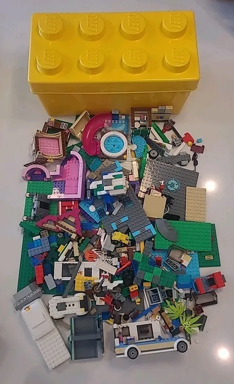 3.75 Lbs + LEGO Storage Brick 8 Stud Large Yellow Container Plastic Bin (B1-B)