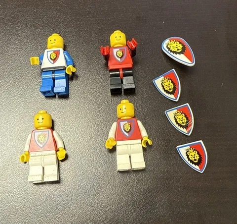 Vintage 80's LEGO Minifig Castle Royal Knights Lot of 4 w Accessories