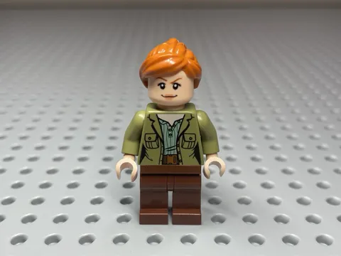LEGO Minifigure Claire Dearing Olive Green Jacket No: jw021 Jurassic World 75940