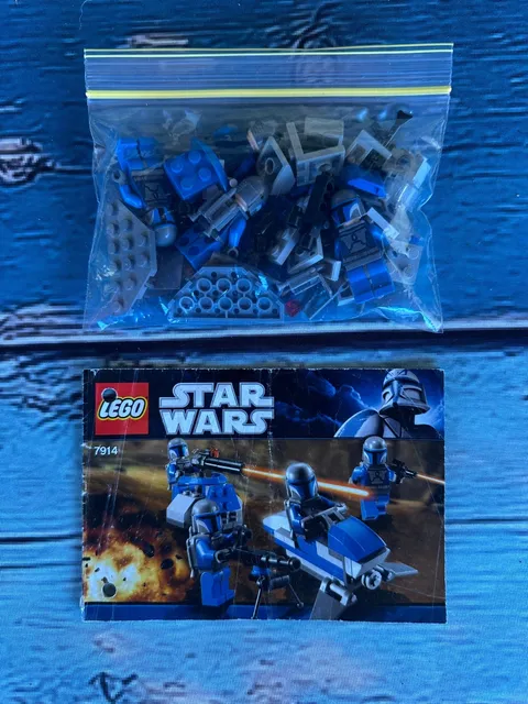 LEGO Star Wars: Mandalorian Battle Pack (7914) 100% complete with instructions.