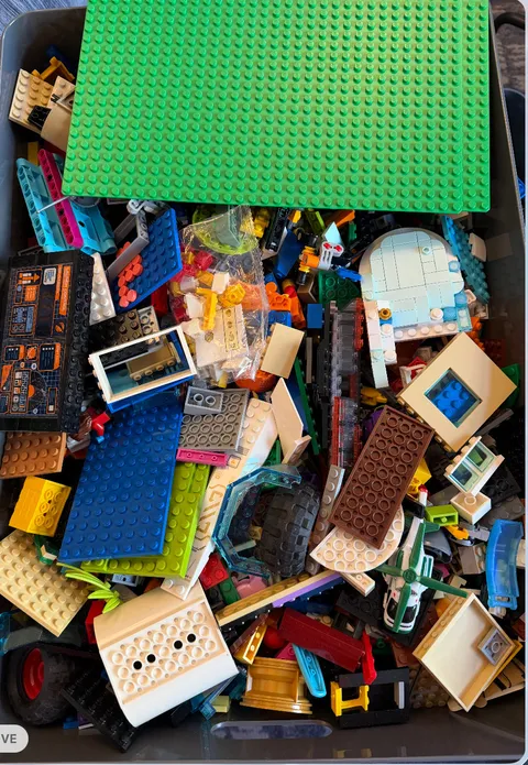 10 + lbs Bulk LEGO Bricks & Flat Plates Baseplates Mixed Lot Clean Assortment