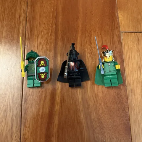 LEGO Vintage Castle Knights Minifigure Lot Knights Kingdom Swords Shields Capes
