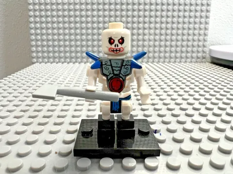 LEGO Ninjago Minifigure - Krazi Skulkin The Golden Weapons - NJO0010