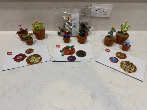 LEGO Icons Tiny Plants 10329 by LEGO Systems Inc. Used with Manuals but No Box