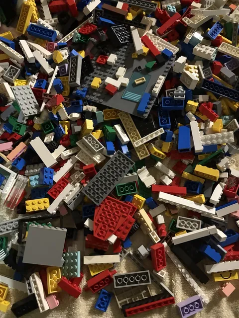Bulk LEGO LOT Almost 5 pound box of Bricks, parts, Pieces, Tires accessories
