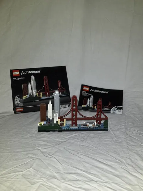 LEGO Architecture San Francisco Skyline 21043 DISCONTINUED PRODUCT