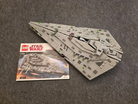 LEGO Star Wars First Order Star Destroyer 75190 Complete Set