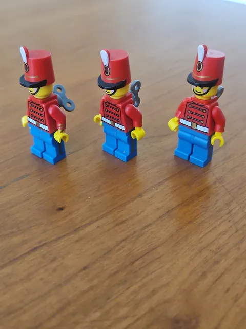 LEGO Toy Soldier Minifigure Collectible Series No Rifle Lot Rare Retired X3! 