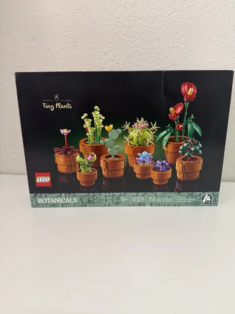 LEGO Tiny Plants Botanicals Collection 10329