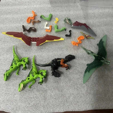 Lego Dinosaur Lot Of Assorted Parts & Pieces and KO parts